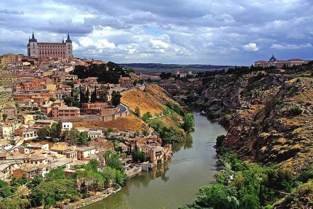 Stay Toletvm Apartametos Turisticos Toledo Exteriör bild